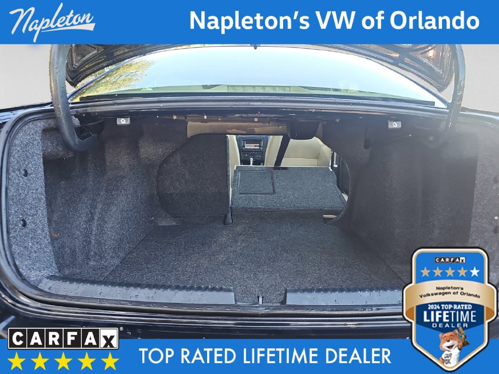 Used 2012 Volkswagen Jetta SE FWD image 28