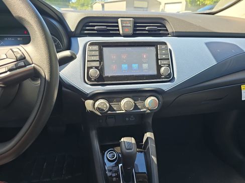 Used 2025 Nissan Versa SV w/ Trunk Package FWD image 16