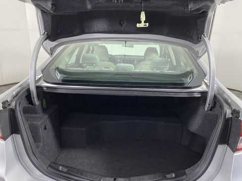 Used 2018 Ford Fusion S FWD image 31
