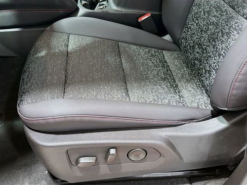 New 2025 Chevrolet Colorado Z71 image 15