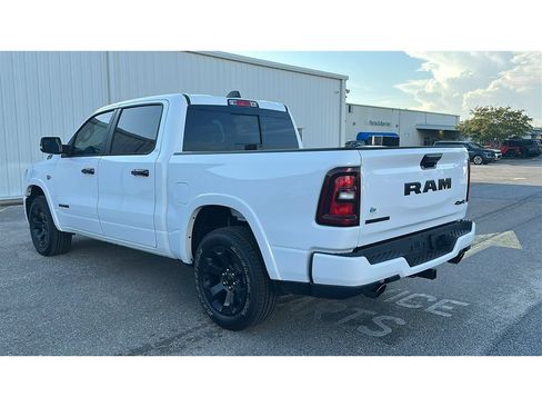 New 2026 RAM 1500 Big Horn AWD/4WD image 4