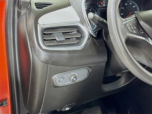 Used 2020 Chevrolet Equinox LS w/ LS Convenience Package image 8