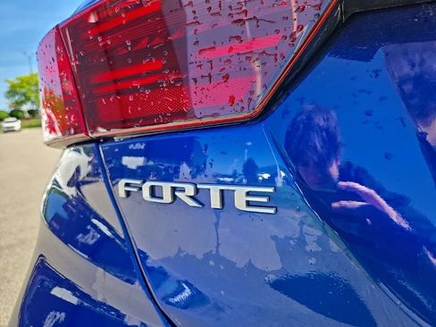 Certified 2024 Kia Forte GT-Line FWD image 5