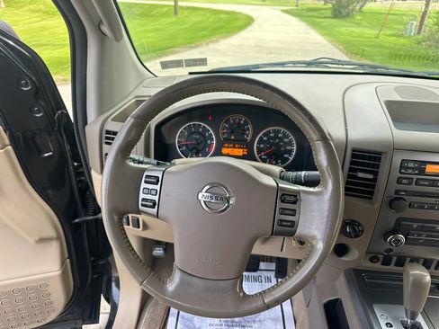Used 2008 Nissan Titan SE AWD/4WD image 17