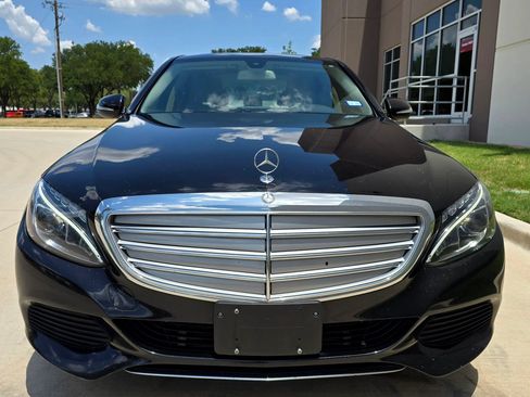 Used 2015 Mercedes-Benz C 300 Sedan image 2