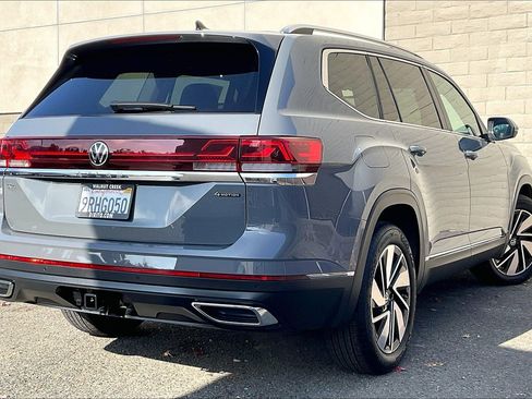 Certified 2025 Volkswagen Atlas SEL image 13