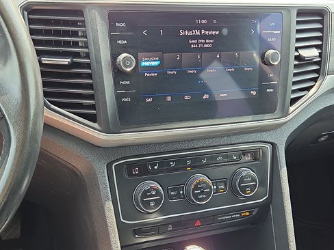 Used 2019 Volkswagen Atlas SE FWD image 18