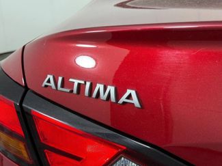 Used 2024 Nissan Altima 2.5 SR AWD/4WD video 3