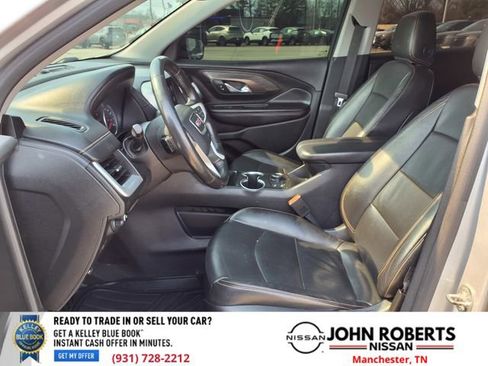 Used 2019 GMC Terrain SLT image 4