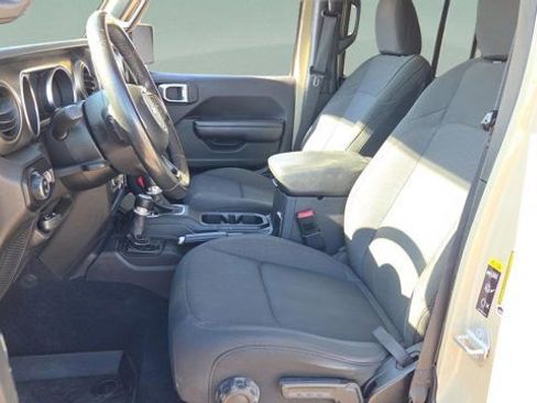 Used 2020 Jeep Gladiator Sport w/ Quick Order Package 24S image 30