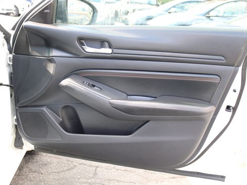 Used 2020 Nissan Altima 2.5 SR image 37