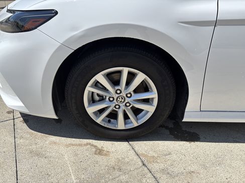Used 2026 Toyota Camry LE FWD image 34