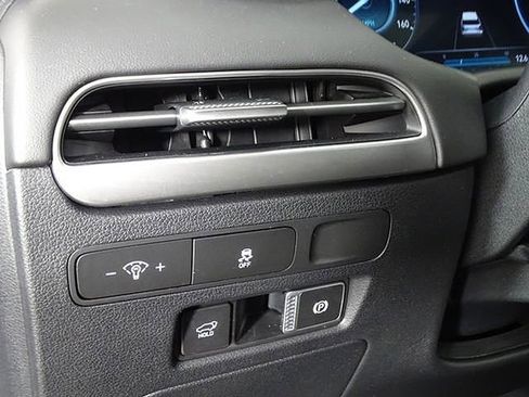 Used 2024 Hyundai Palisade SEL w/ Premium Package image 23