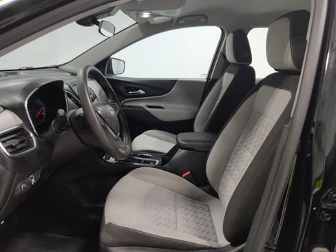 Used 2023 Chevrolet Equinox LS AWD/4WD image 17