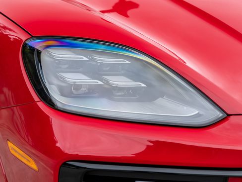 New 2026 Porsche Cayenne Coupe image 15