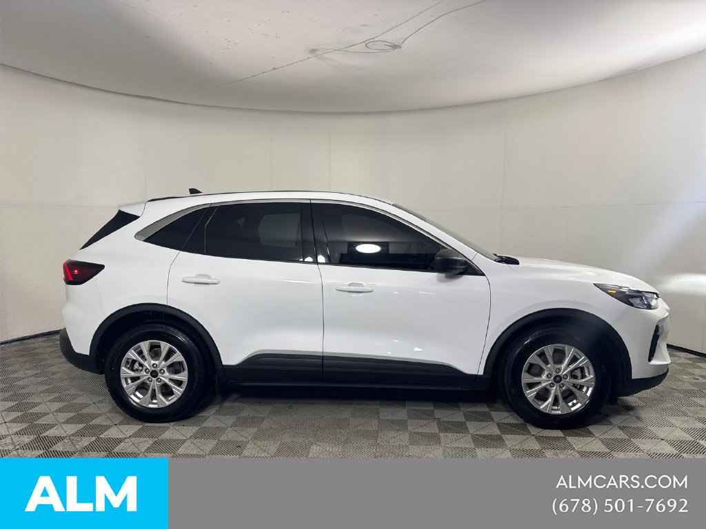 Used 2023 Ford Escape Active w/ Tech Pack #1 FWD image 4