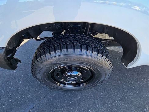 Used 2015 Ford F350 XL image 22