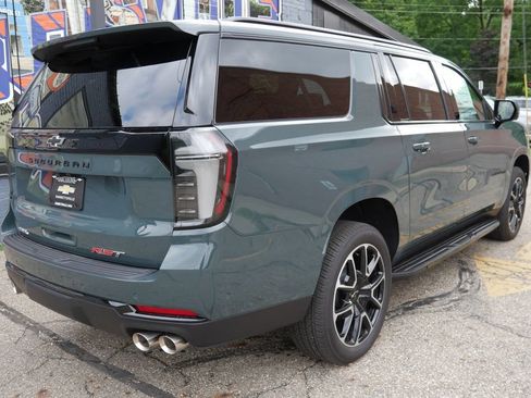 New 2026 Chevrolet Suburban RST w/ RST Capability Package AWD/4WD image 48