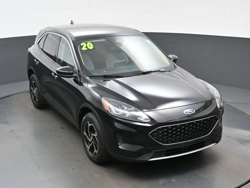 Used 2020 Ford Escape SE AWD/4WD image 39