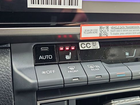 New 2026 Toyota Camry Hybrid image 11