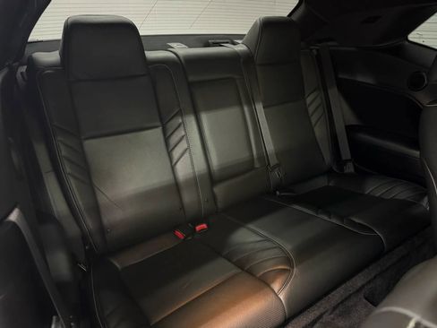 Used 2019 Dodge Challenger SRT Hellcat Redeye image 38