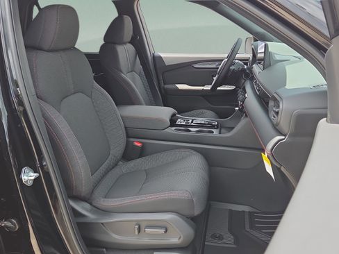 New 2026 Honda Pilot Sport image 18