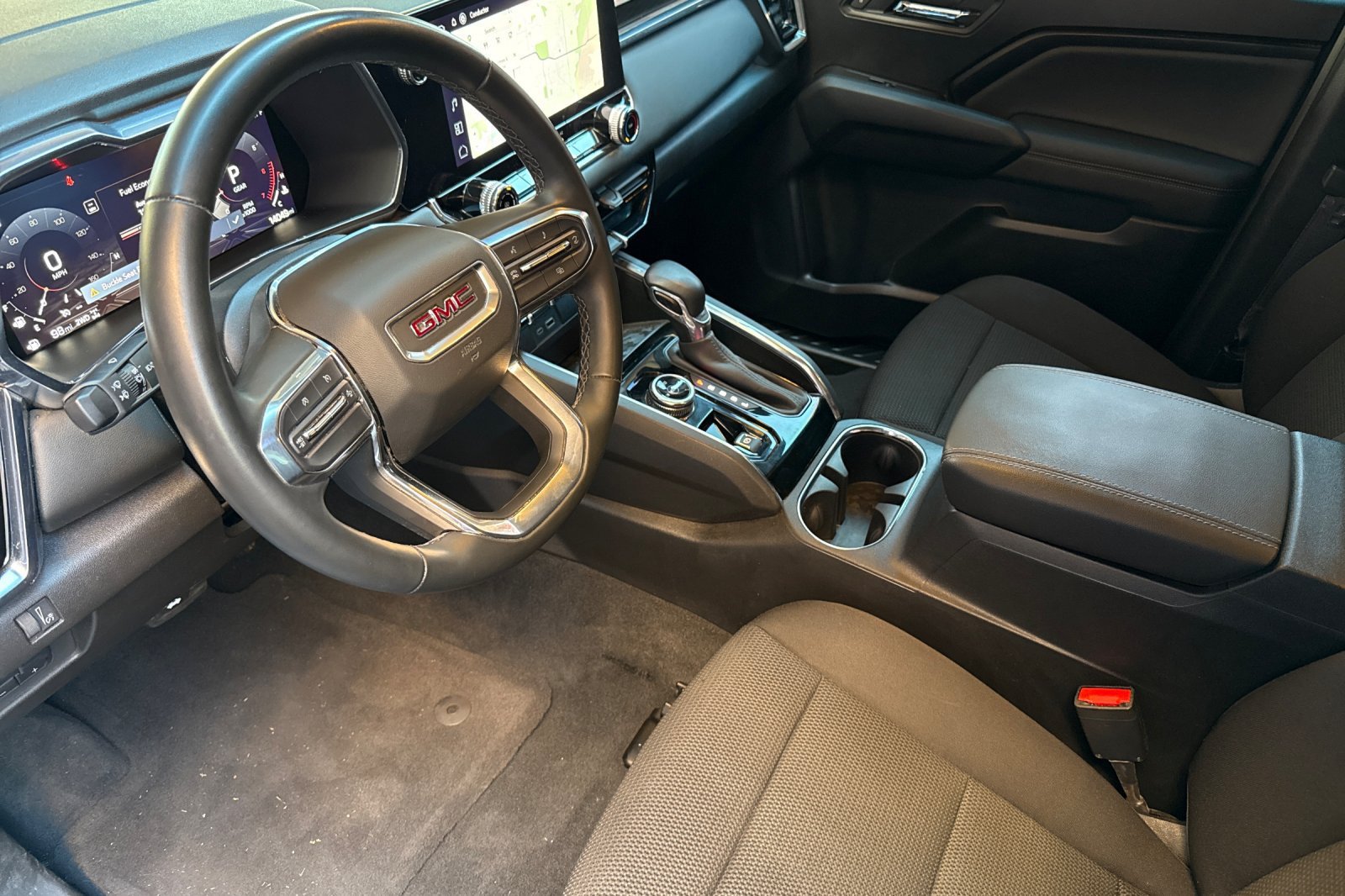 Used 2025 GMC Canyon Elevation AWD/4WD image 11