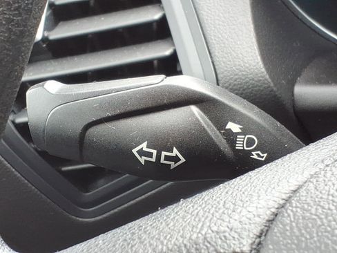Used 2019 Ford Escape SE FWD image 27