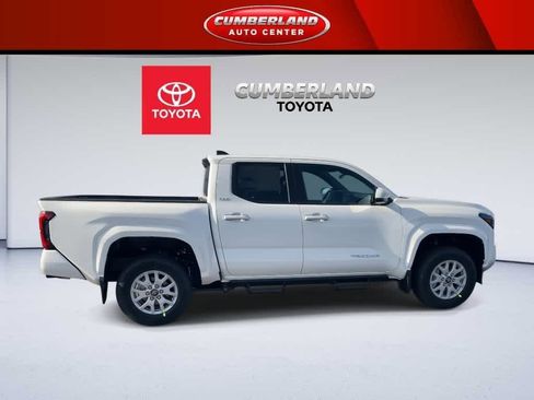 New 2026 Toyota Tacoma SR5 image 9