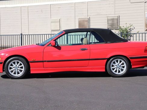 Used 1999 BMW 328i Convertible RWD image 15