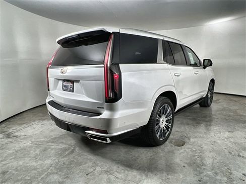 Certified 2023 Cadillac Escalade Premium Luxury Platinum image 8