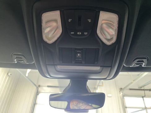 Used 2022 RAM 1500 Big Horn AWD/4WD image 52
