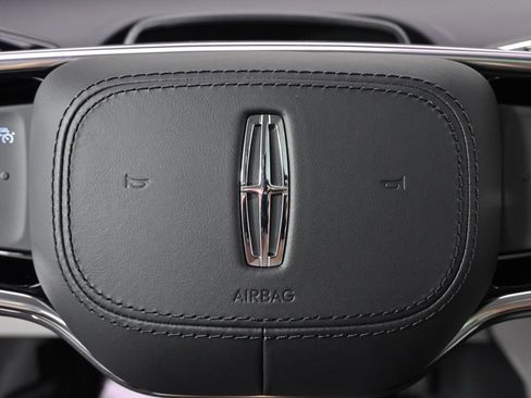 New 2026 Lincoln Nautilus Reserve AWD/4WD image 34