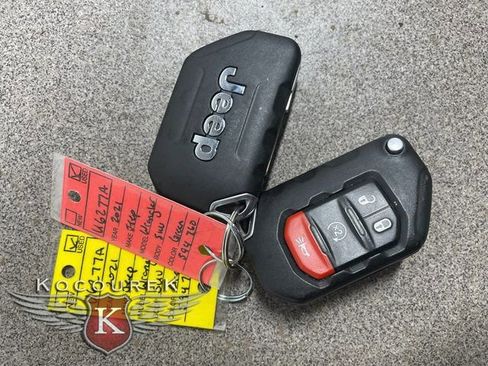 Used 2021 Jeep Wrangler Unlimited Islander image 25