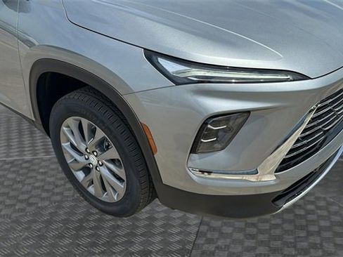 New 2025 Buick Enclave Preferred image 10