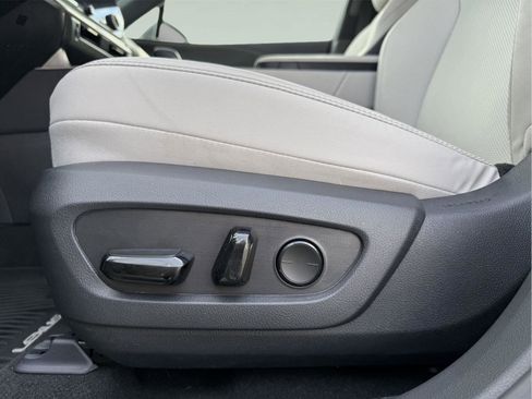 Used 2025 Lexus RX 350 Premium w/ Accessory Package image 10