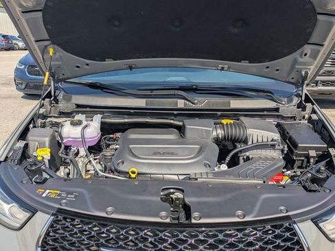 New 2025 Chrysler Pacifica Select image 36