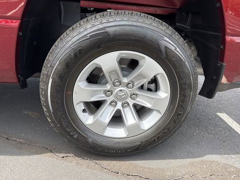 Used 2023 RAM 1500 Laramie image 13