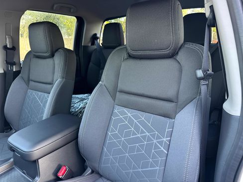 New 2026 Nissan Frontier SV w/ SV Convenience Package image 21