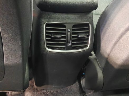 Used 2018 Hyundai Tucson Value AWD/4WD image 28