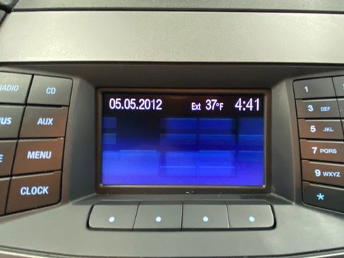 Used 2013 Ford Taurus SE image 28