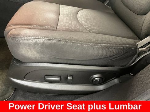 Used 2014 GMC Acadia SLE FWD image 9