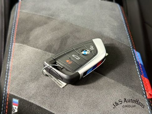 Used 2024 BMW M2 w/ Carbon Package RWD image 40
