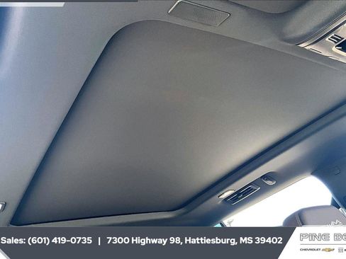 New 2026 Chevrolet Suburban High Country AWD/4WD image 16
