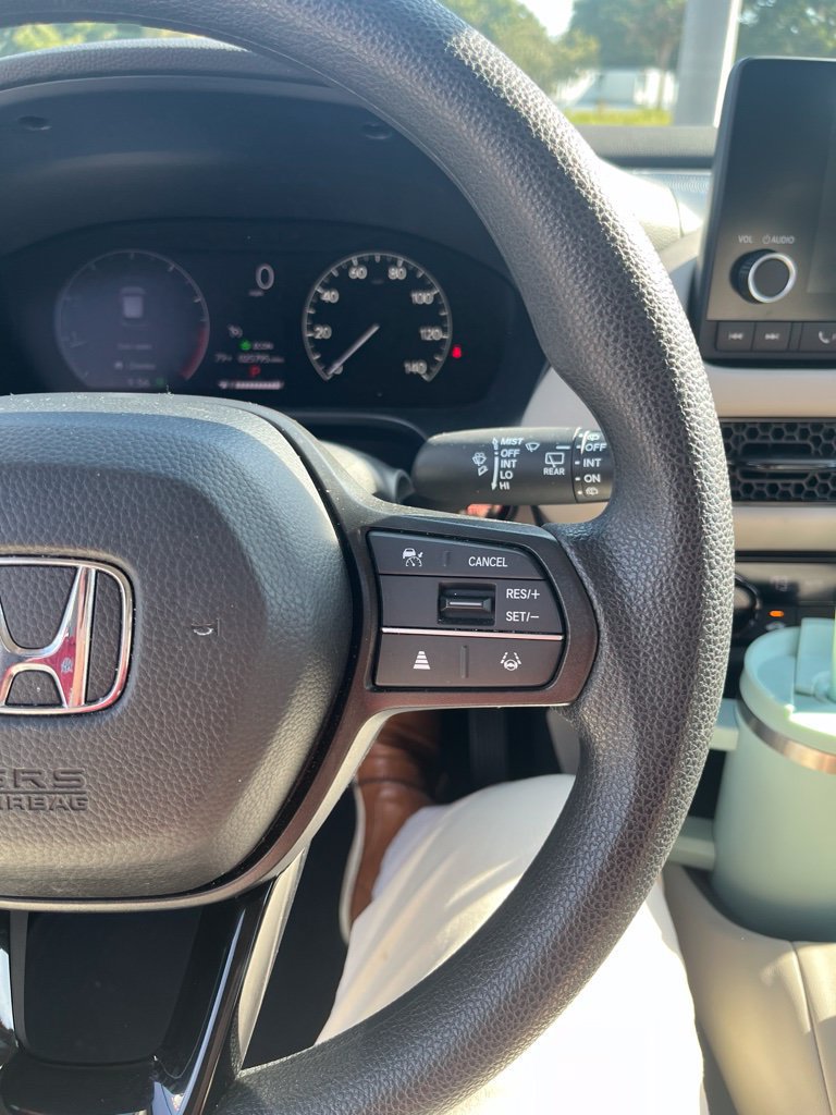 Used 2024 Honda HR-V LX image 9