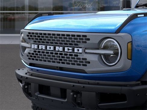 New 2025 Ford Bronco Badlands w/ Sasquatch Package image 19