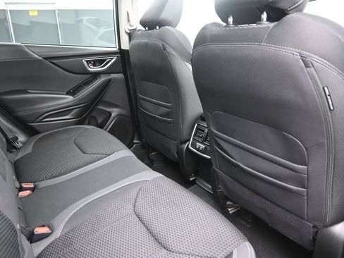 Used 2024 Subaru Forester Premium AWD/4WD image 25