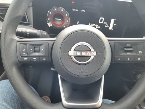 New 2026 Nissan Kicks SV w/ SV Premium Package AWD/4WD image 17