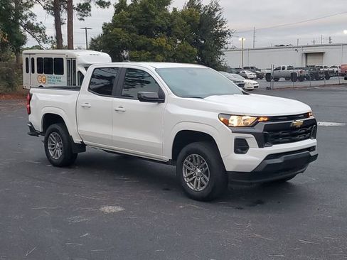 Certified 2024 Chevrolet Colorado LT w/ LT Convenience Package image 30