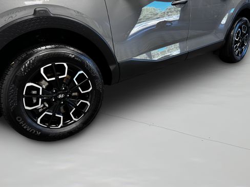 Used 2024 Hyundai Santa Cruz SEL w/ Activity Package FWD image 43